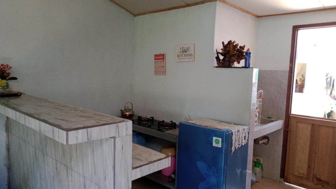 Belitung Backpacker Apartment Tanjung Pandan Ngoại thất bức ảnh