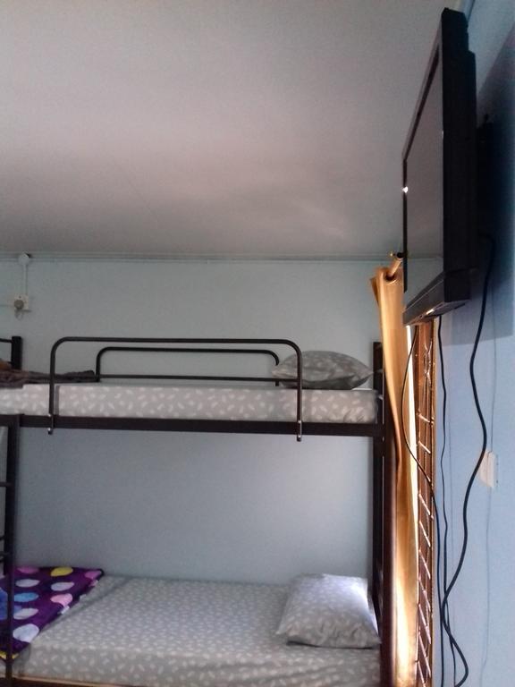 Belitung Backpacker Apartment Tanjung Pandan Ngoại thất bức ảnh